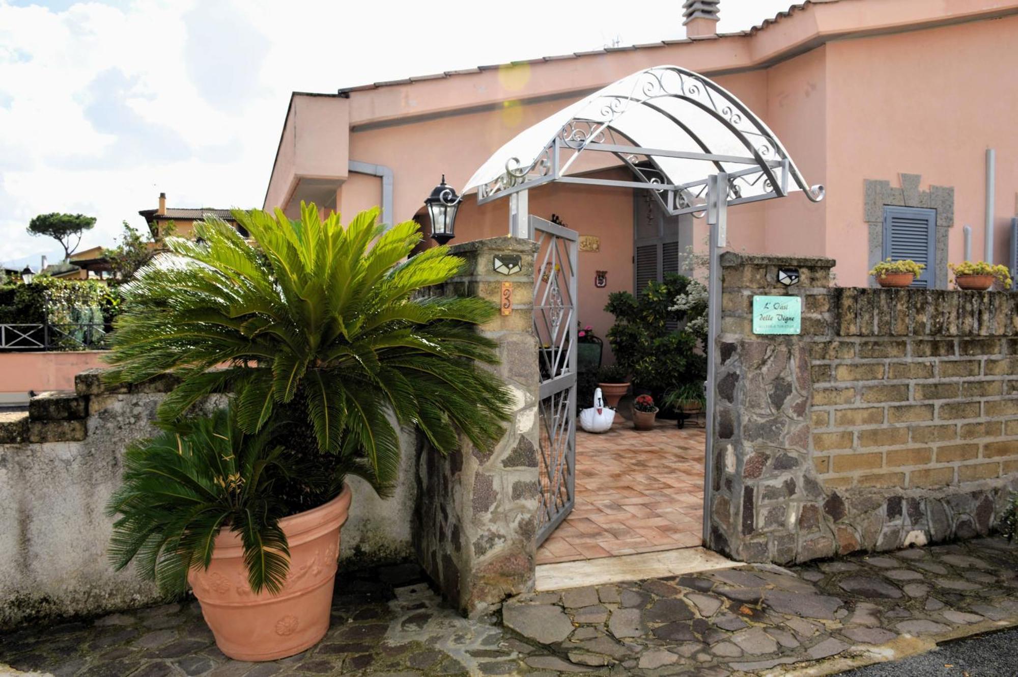 L'oasi Delle Vigne Pensión *